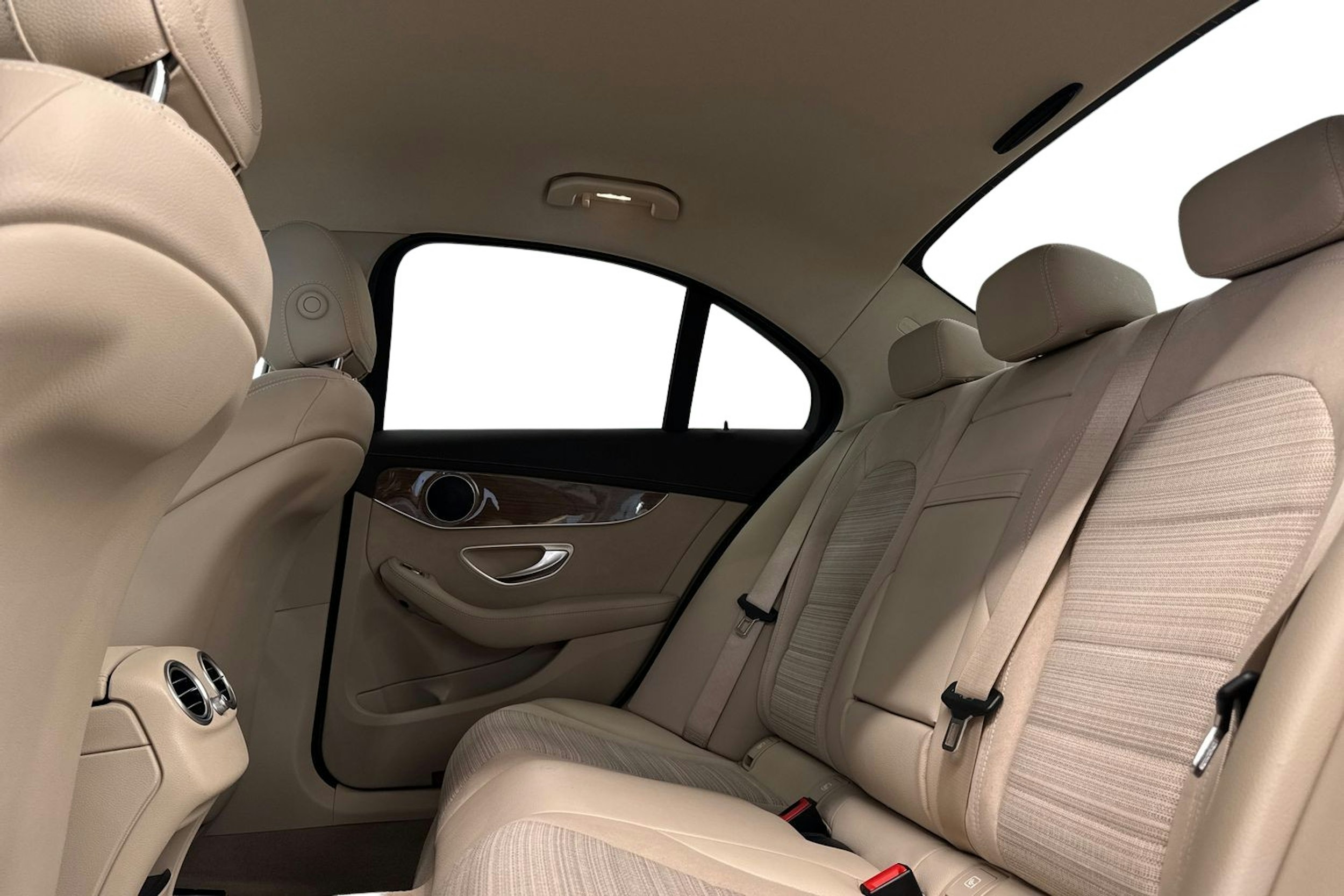 Musta Mercedes-Benz C 2018 kuva 8.