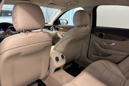 Musta Mercedes-Benz C 2018 kuva 11.