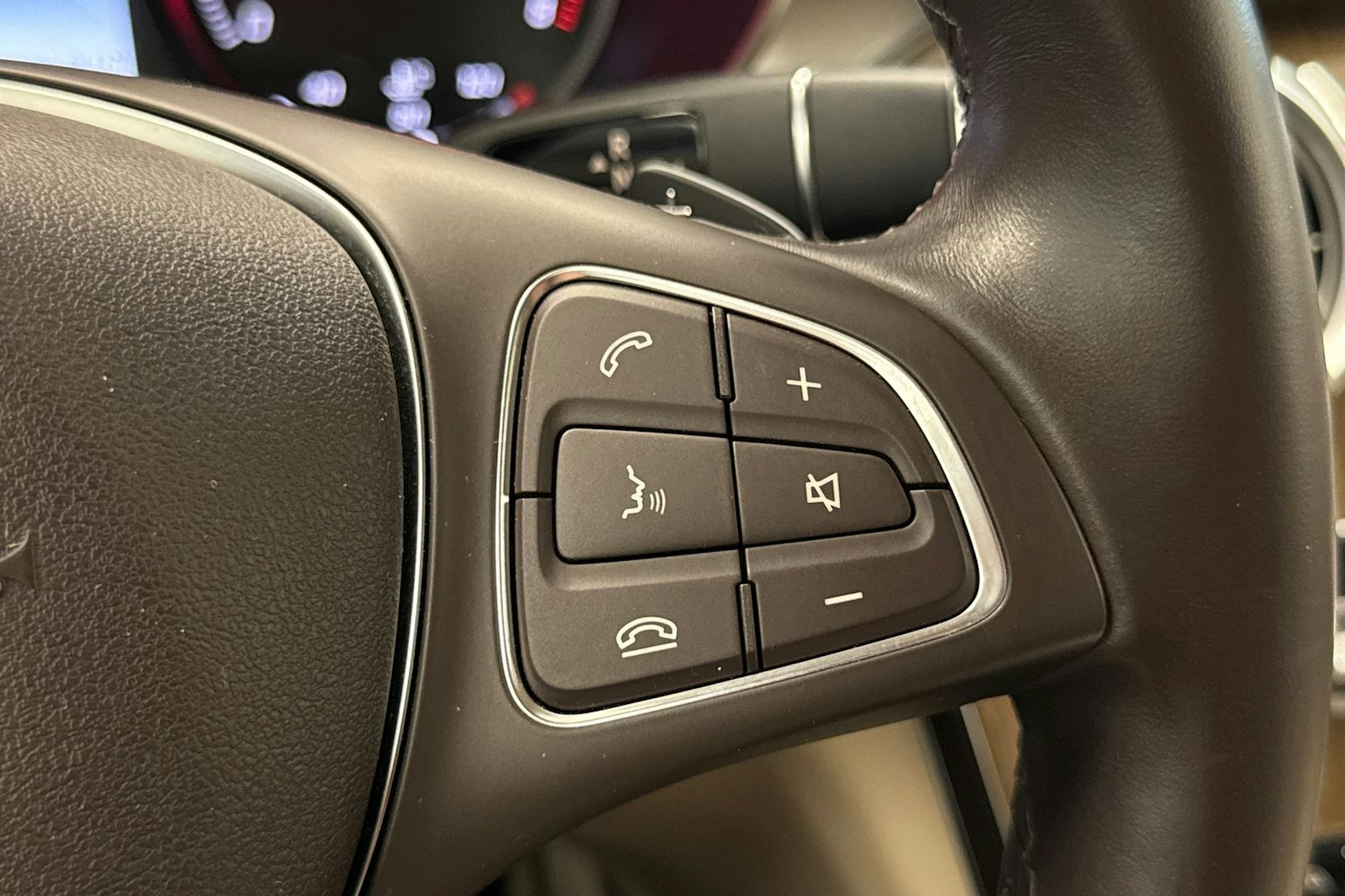 Musta Mercedes-Benz C 2018 kuva 18.