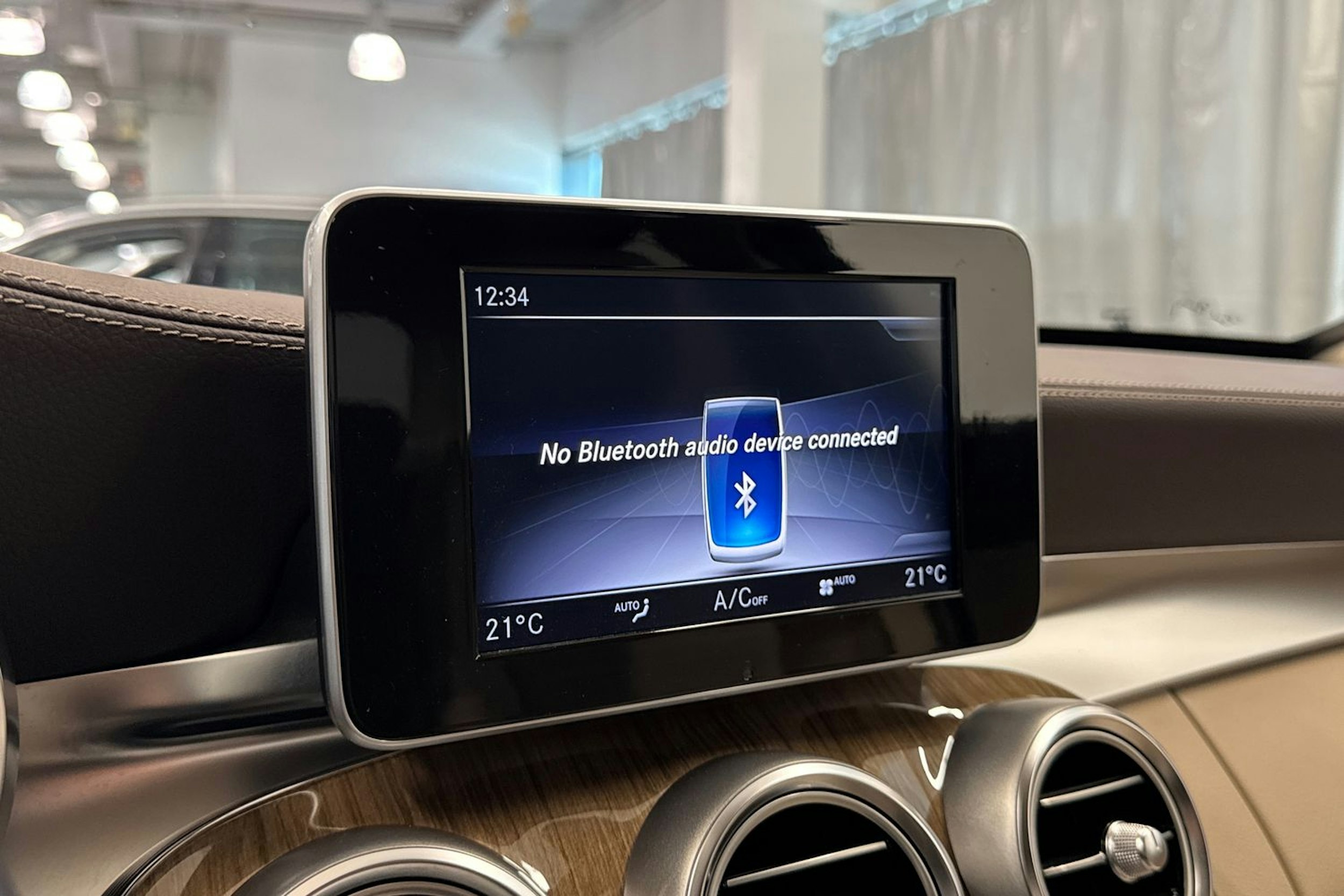 Musta Mercedes-Benz C 2018 kuva 24.