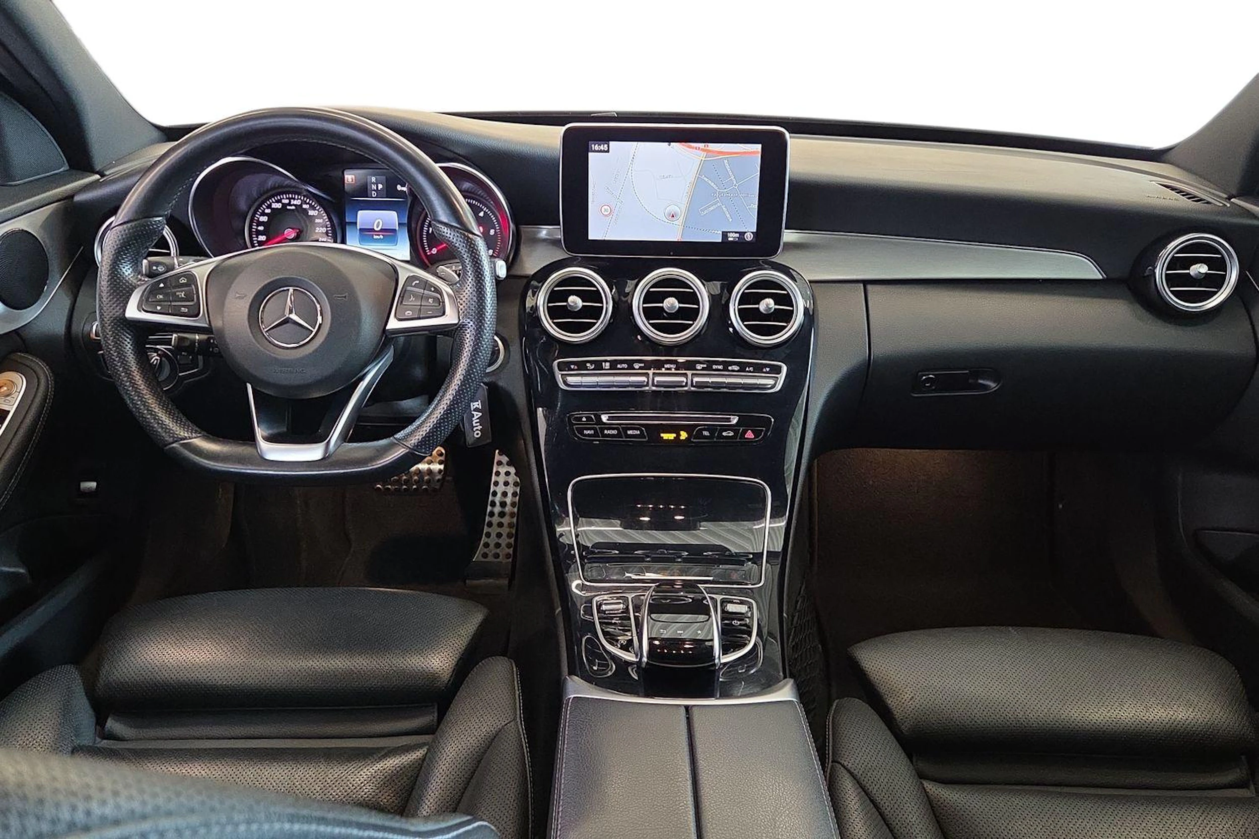 Musta Mercedes-Benz C 2018 kuva 9.