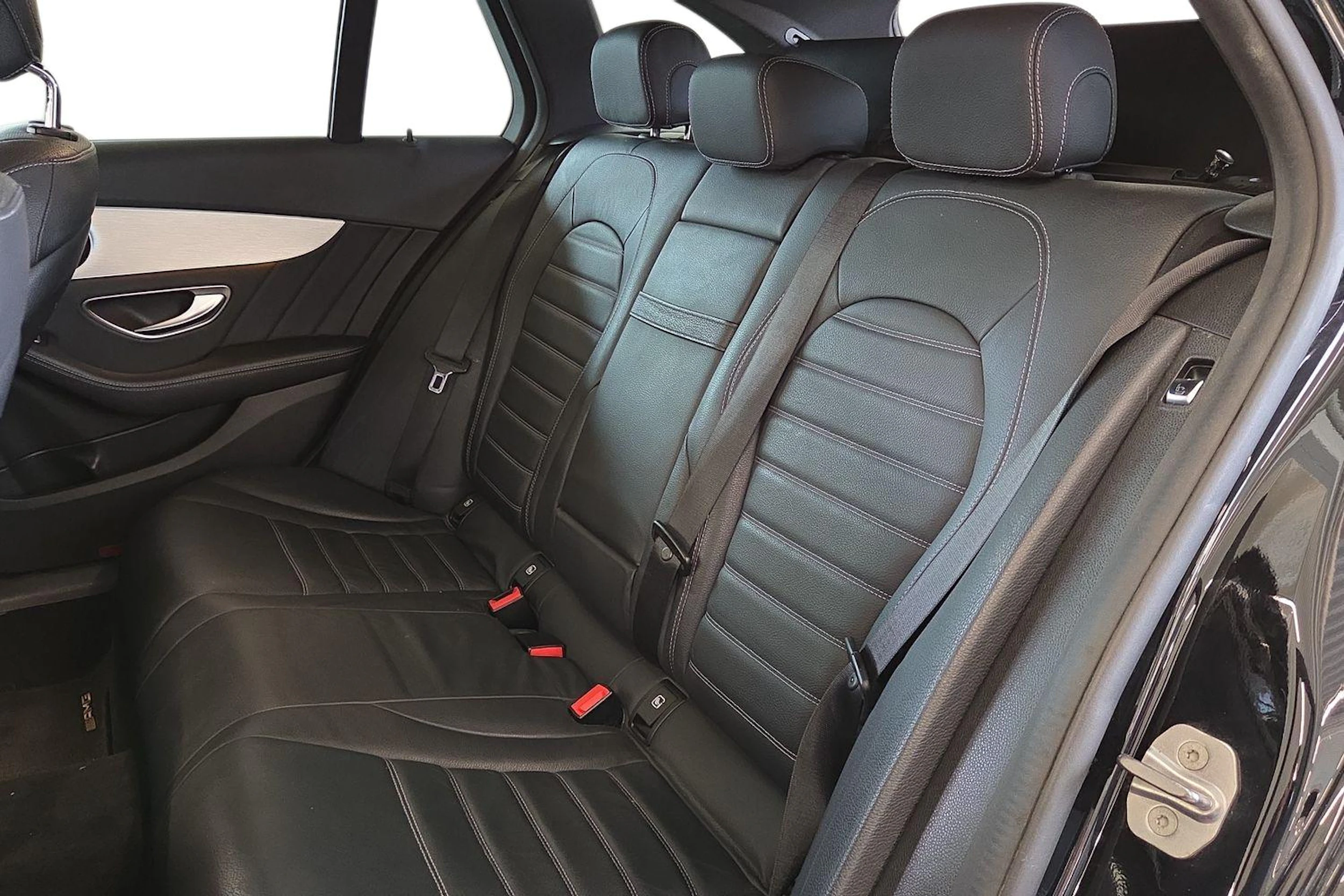 Musta Mercedes-Benz C 2018 kuva 11.