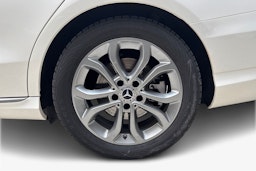 valkoinen Mercedes-Benz C 2018 kuva 11.