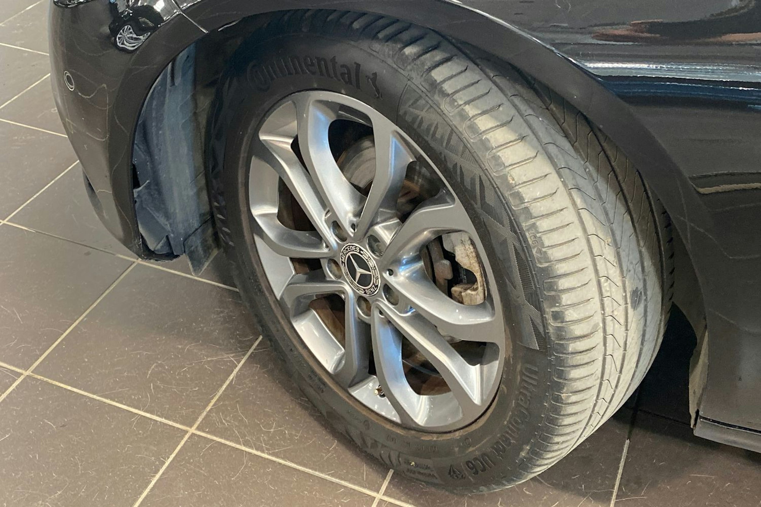 musta Mercedes-Benz C 2018 kuva 13.