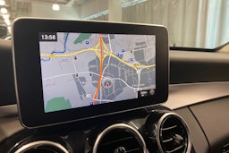 musta Mercedes-Benz C 2018 kuva 17.