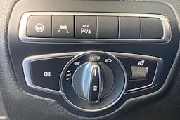 musta Mercedes-Benz C 2018 kuva 20.