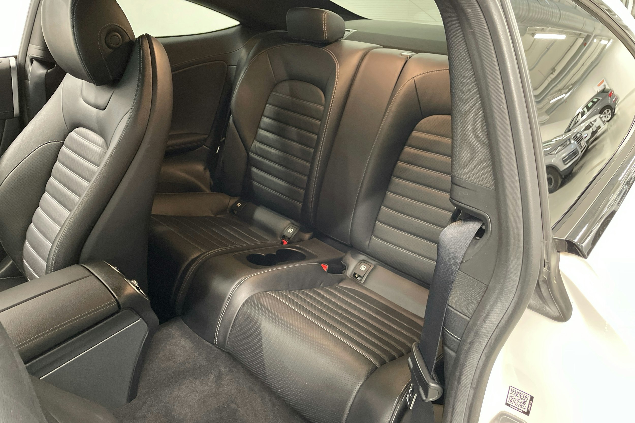 valkoinen Mercedes-Benz C 2018 kuva 8.