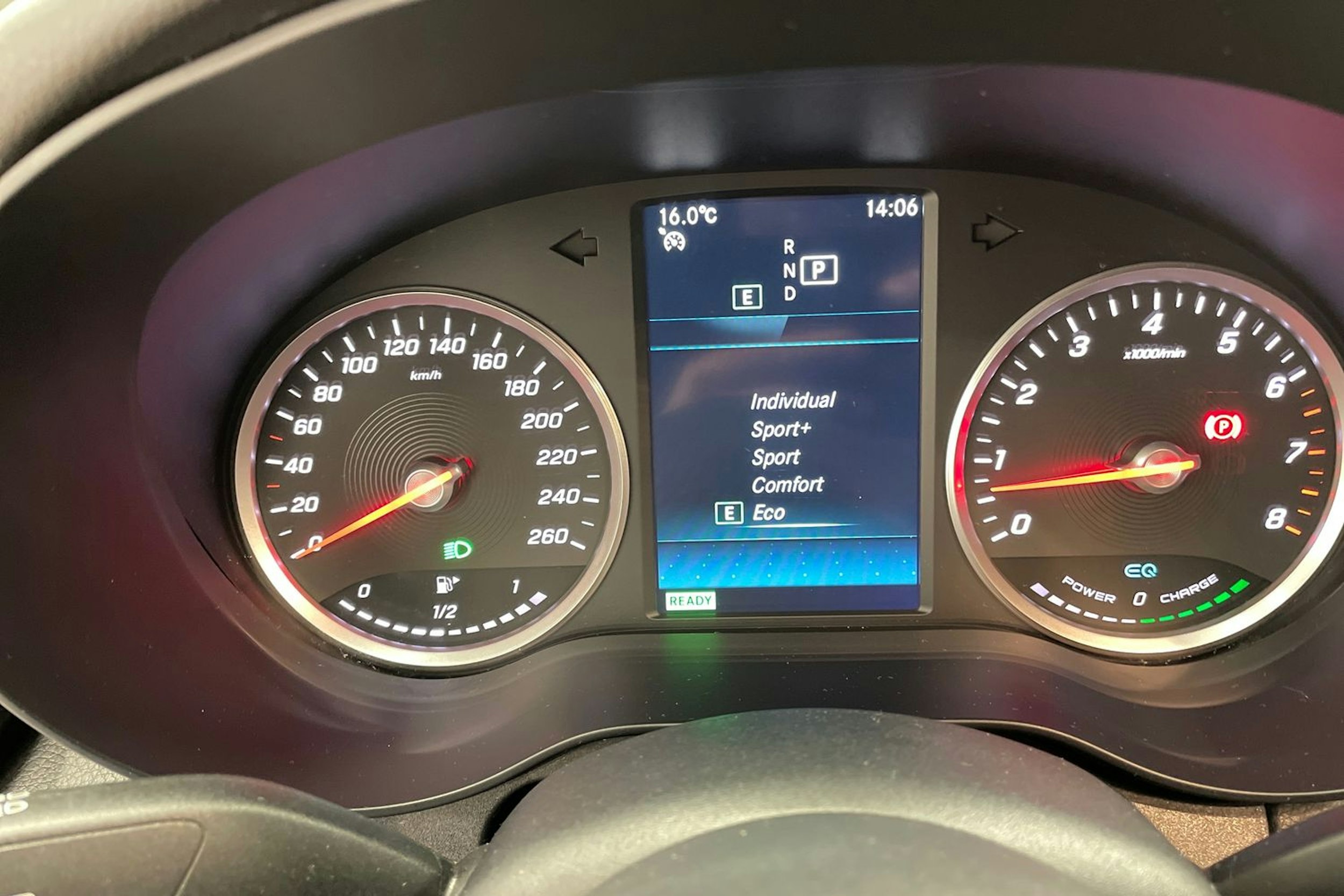 valkoinen Mercedes-Benz C 2018 kuva 18.