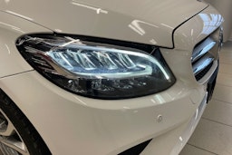 valkoinen Mercedes-Benz C 2018 kuva 28.