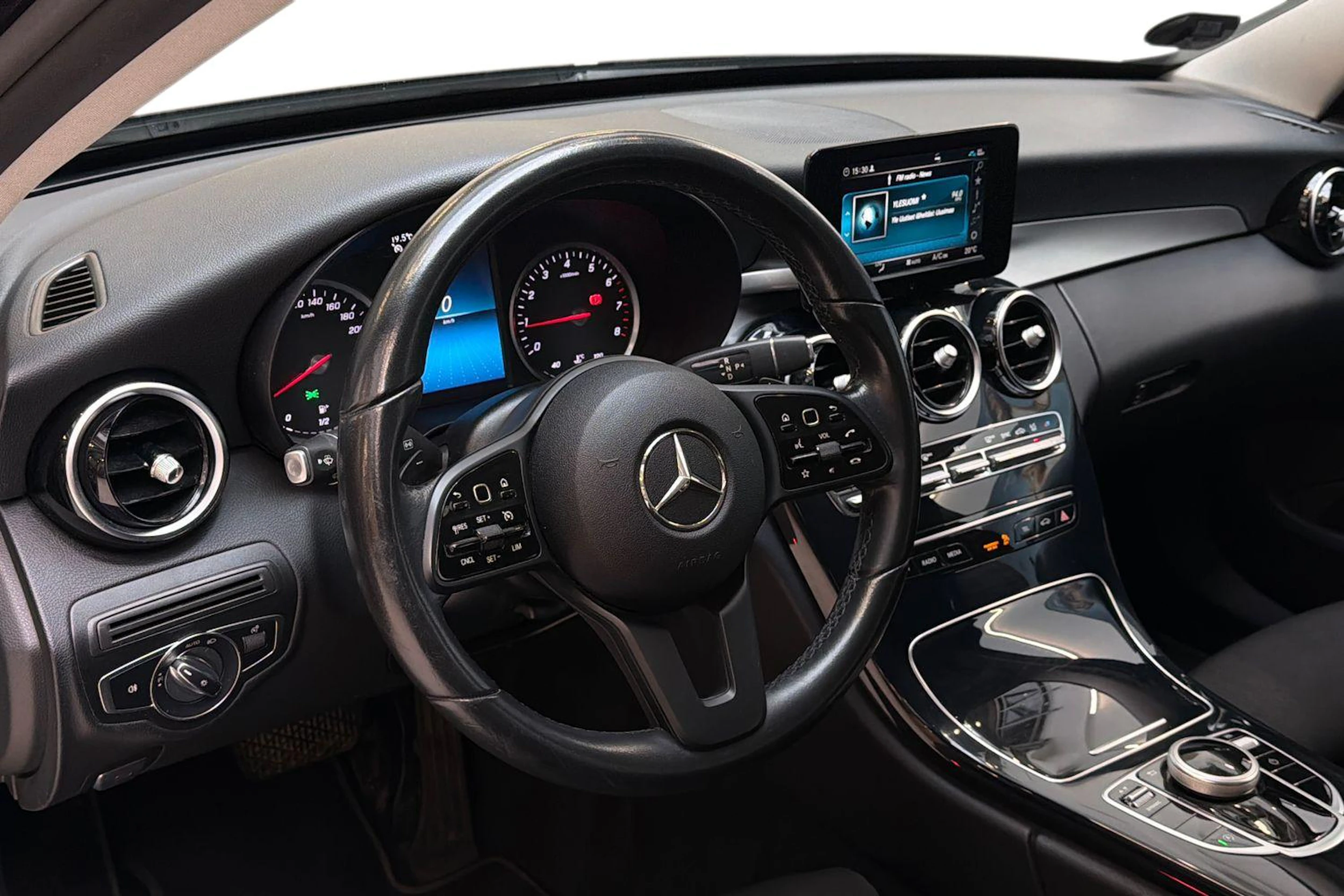 musta Mercedes-Benz C 2019 kuva 6.