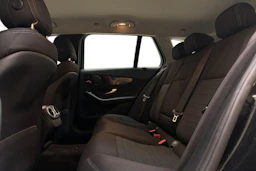 musta Mercedes-Benz C 2019 kuva 8.