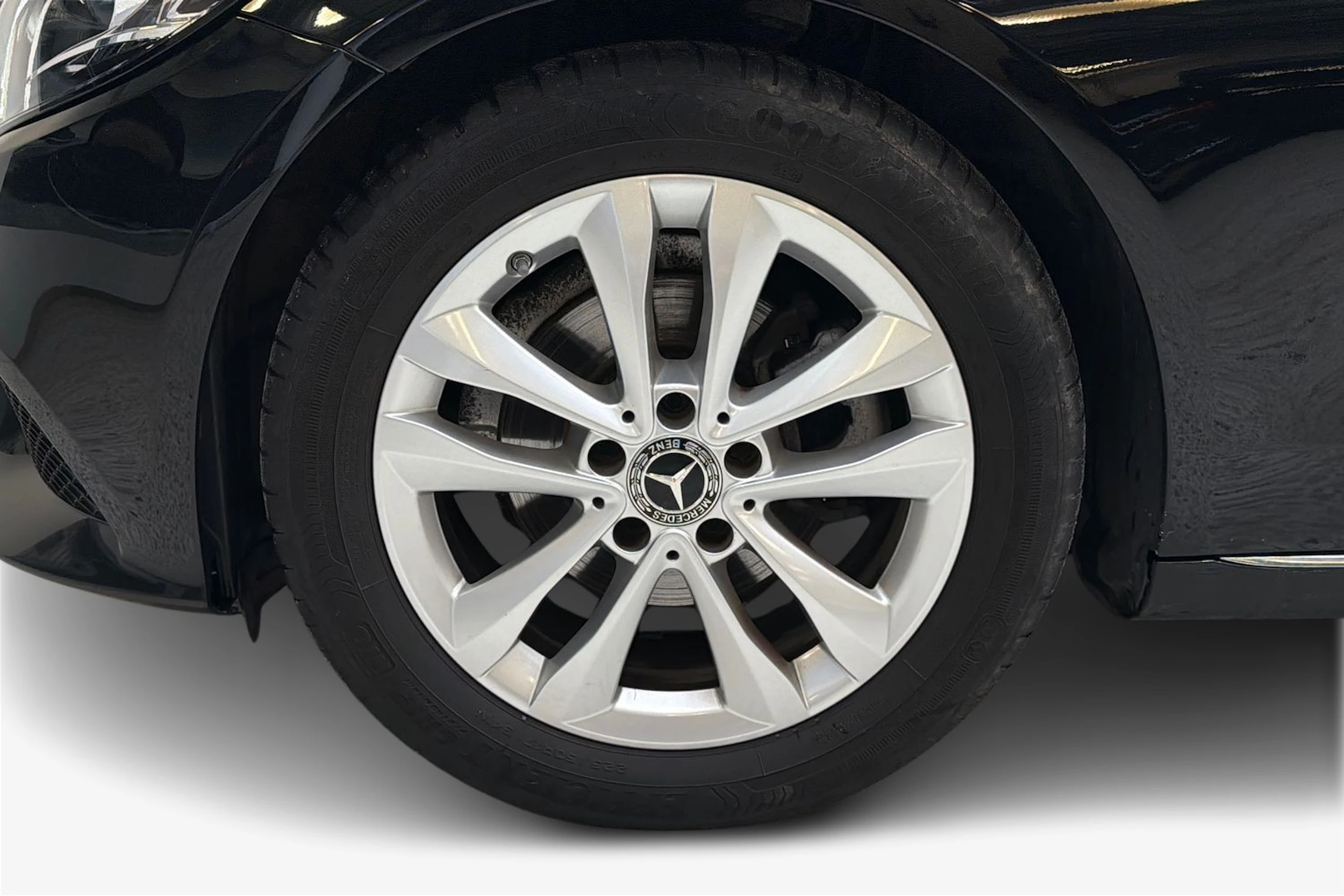 musta Mercedes-Benz C 2019 kuva 9.