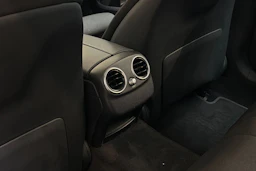 musta Mercedes-Benz C 2019 kuva 23.