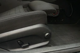 musta Mercedes-Benz C 2019 kuva 26.