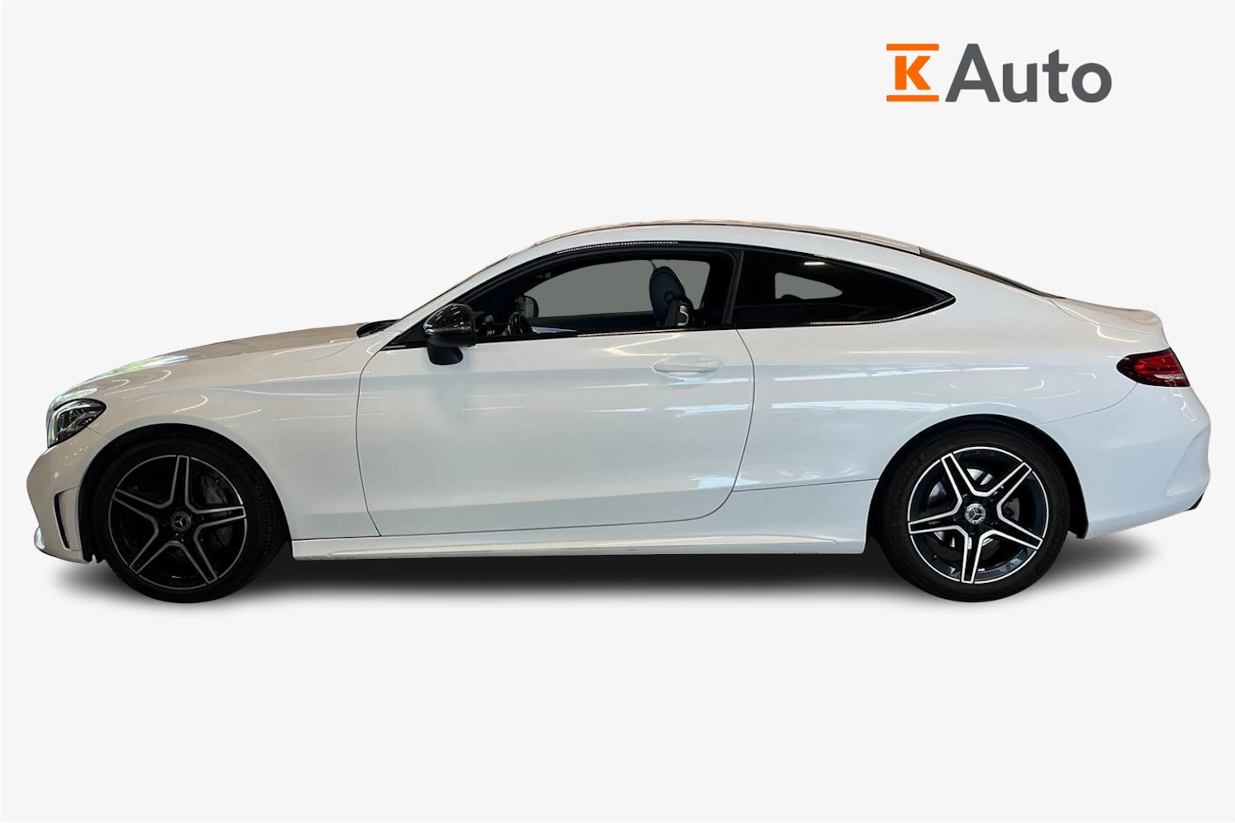 valkoinen Mercedes-Benz C 2019 kuva 5.