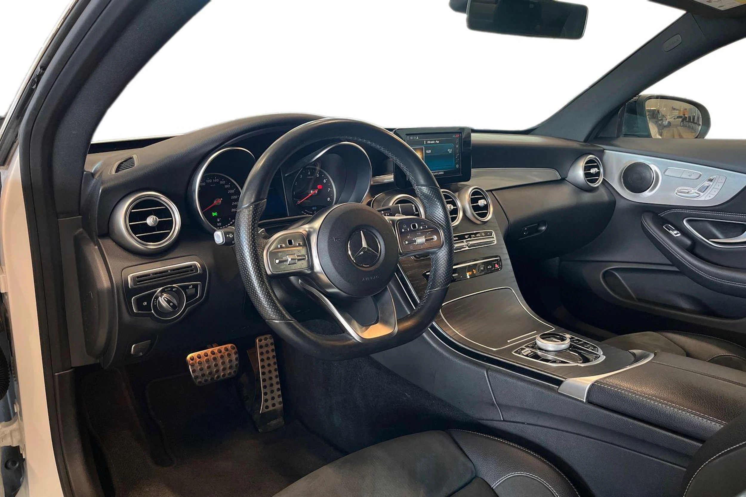 valkoinen Mercedes-Benz C 2019 kuva 6.