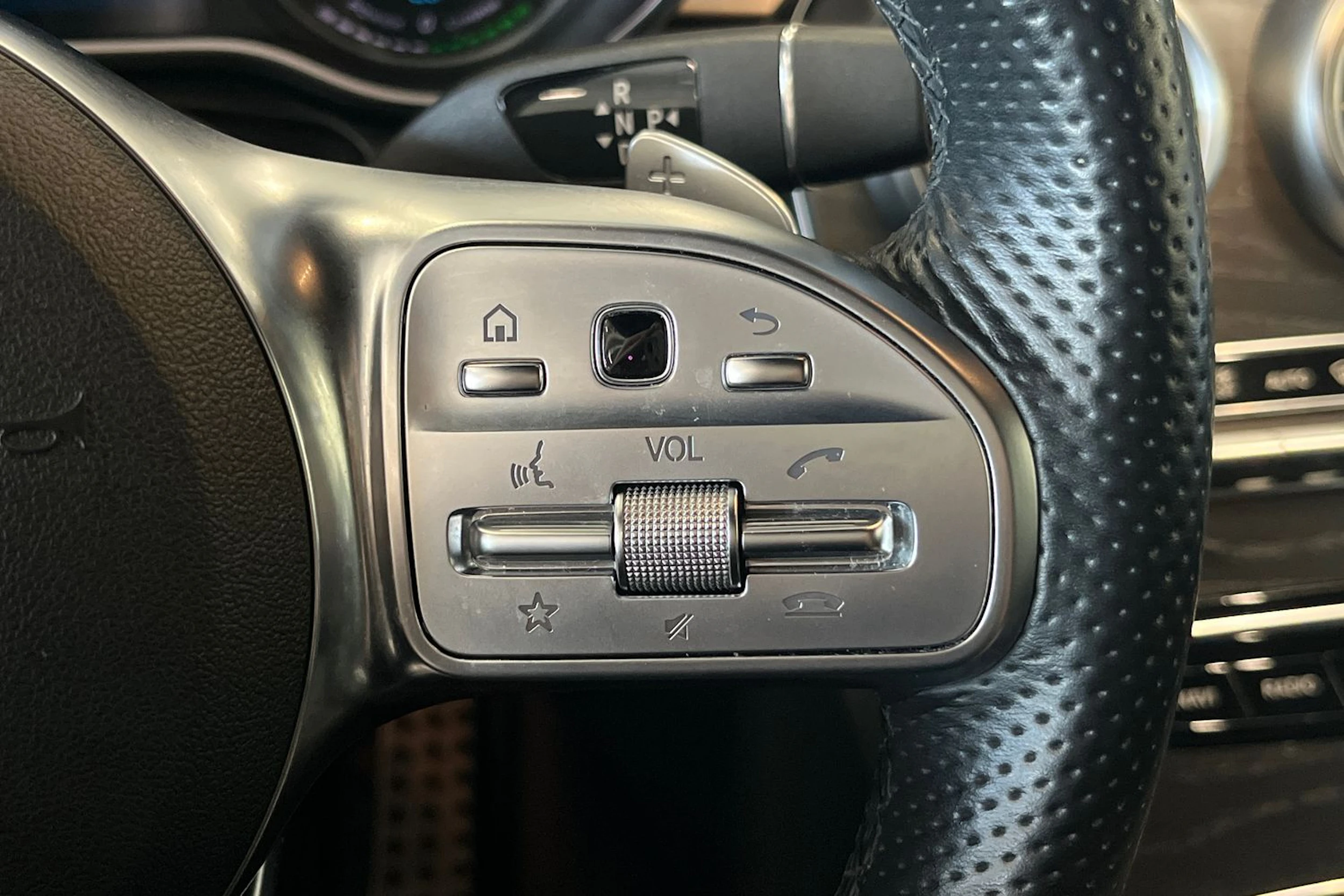 valkoinen Mercedes-Benz C 2019 kuva 14.
