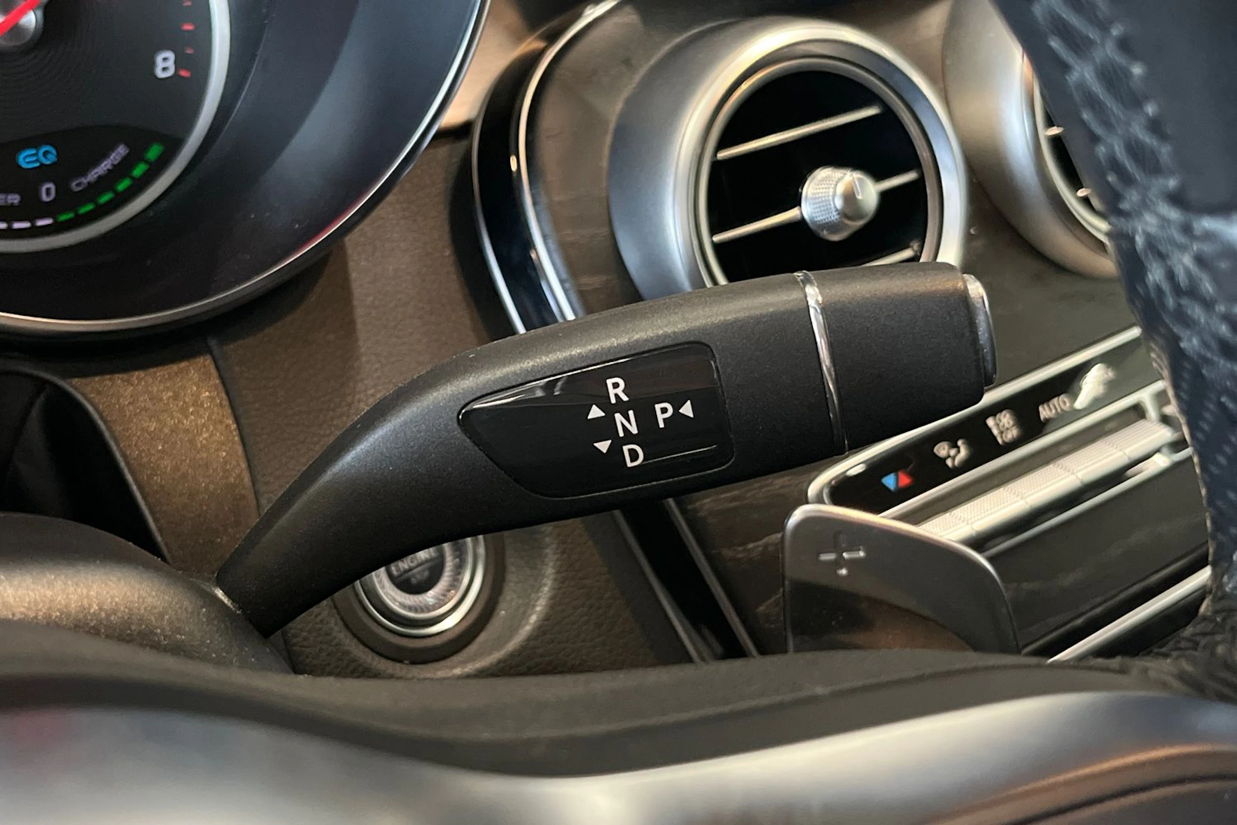 valkoinen Mercedes-Benz C 2019 kuva 16.