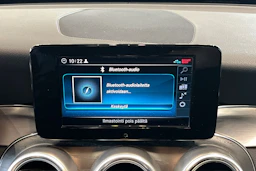 valkoinen Mercedes-Benz C 2019 kuva 18.