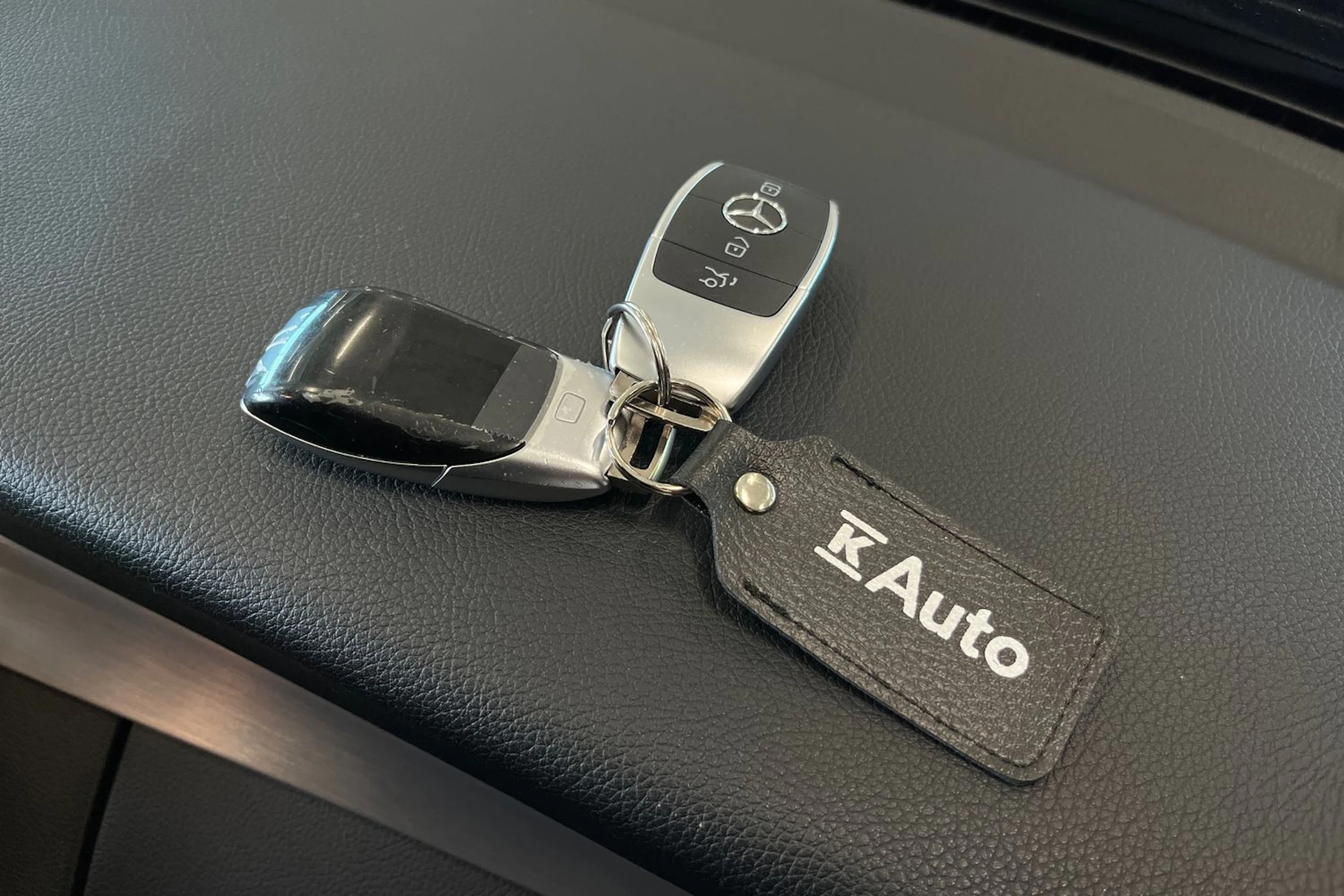 valkoinen Mercedes-Benz C 2019 kuva 30.