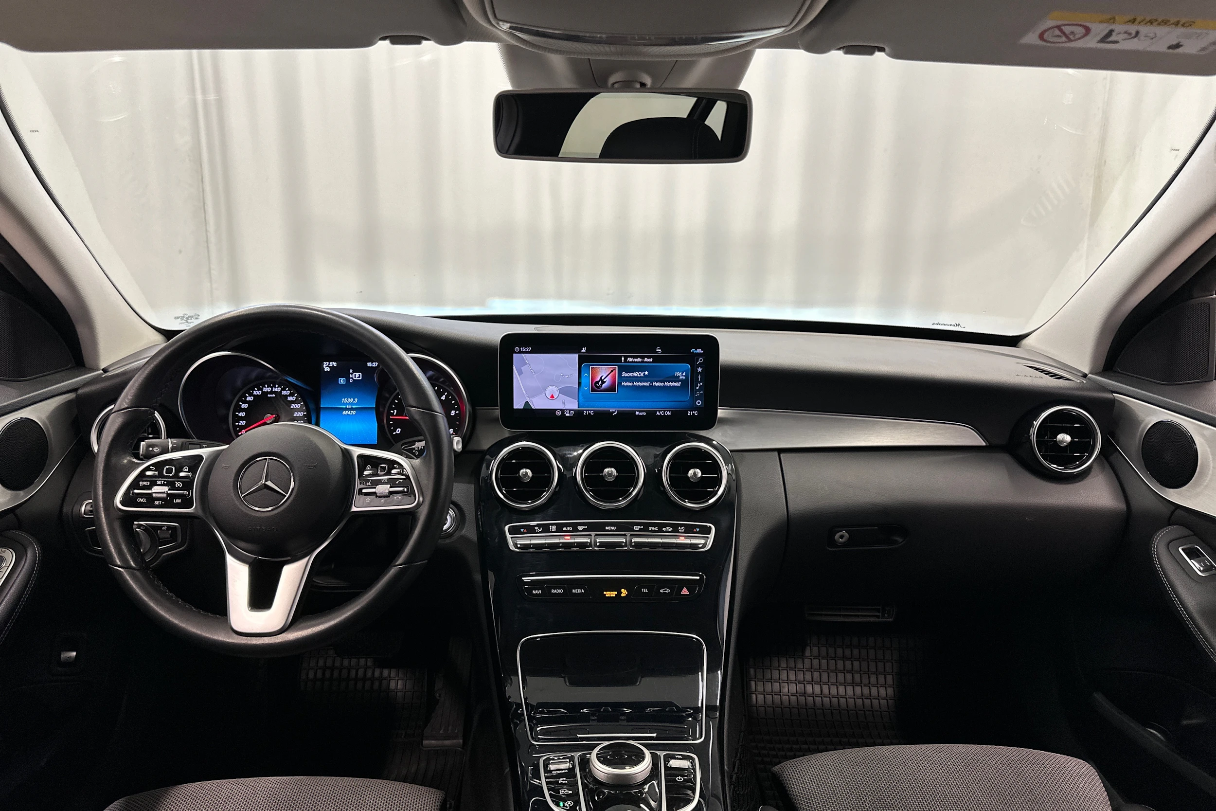harmaa Mercedes-Benz C 2019 kuva 15.