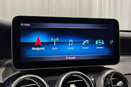 valkoinen Mercedes-Benz C 2019 kuva 20.