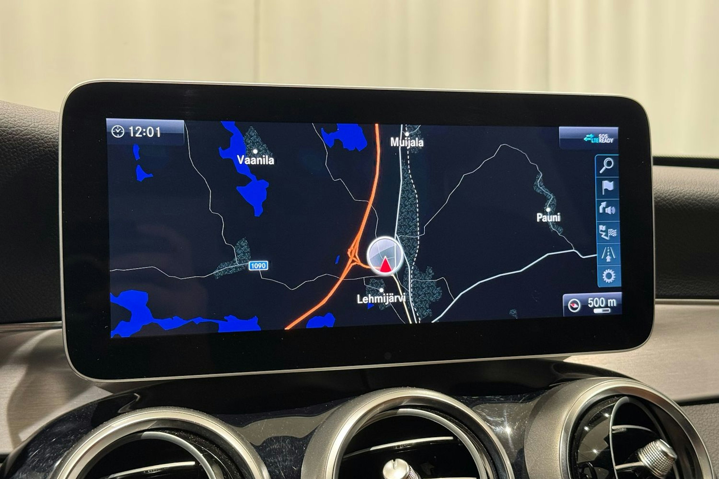 valkoinen Mercedes-Benz C 2019 kuva 21.