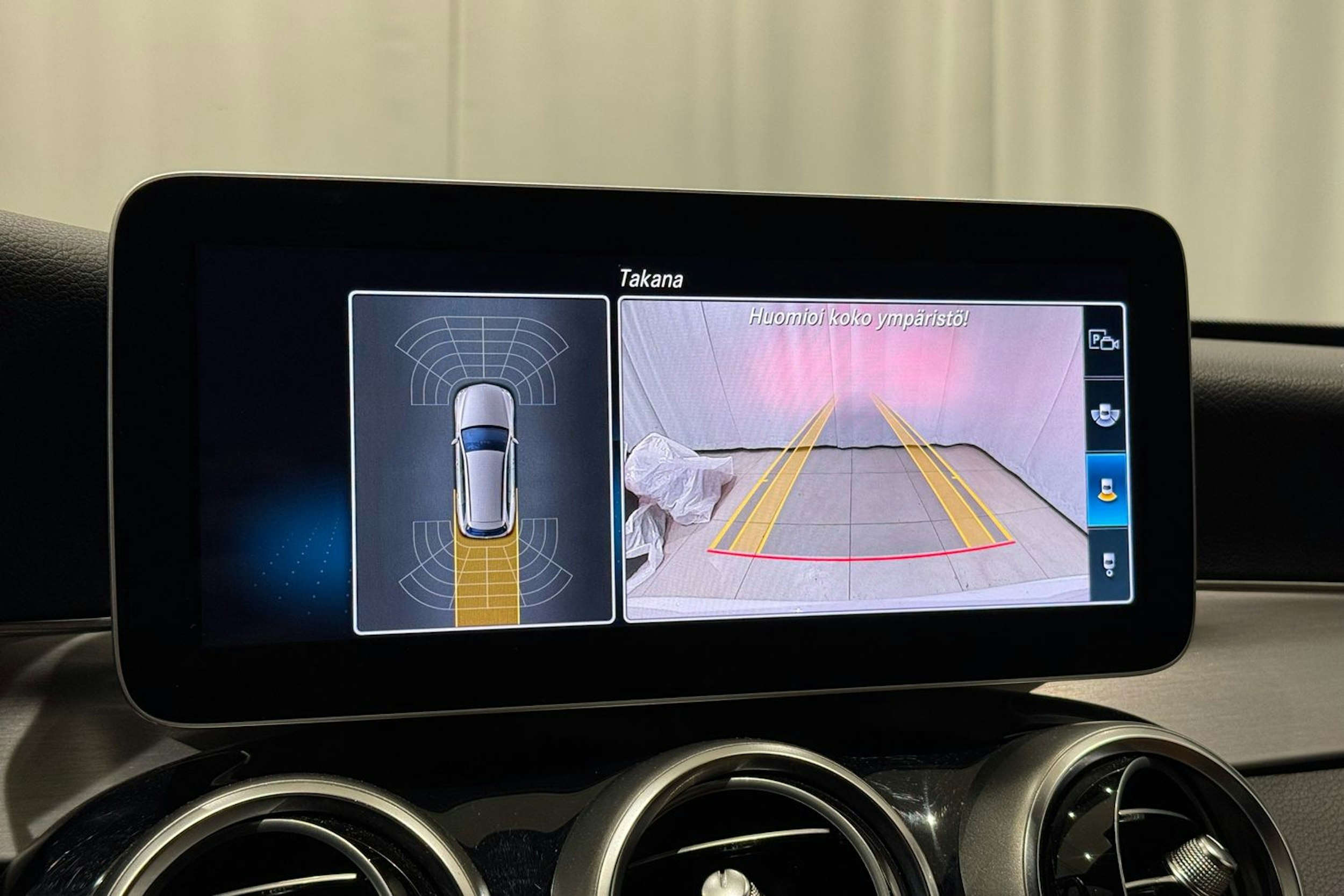 valkoinen Mercedes-Benz C 2019 kuva 22.