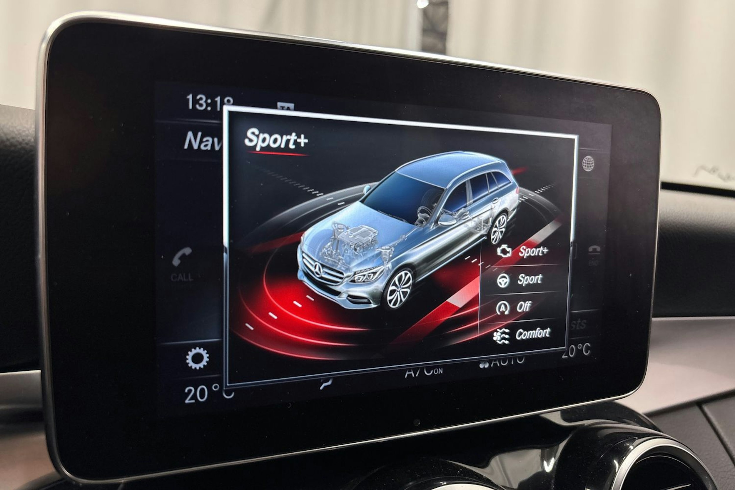 musta Mercedes-Benz C 2019 kuva 24.