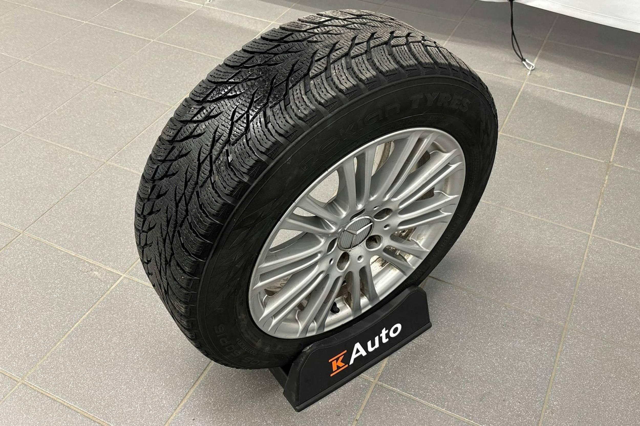 musta Mercedes-Benz C 2019 kuva 27.