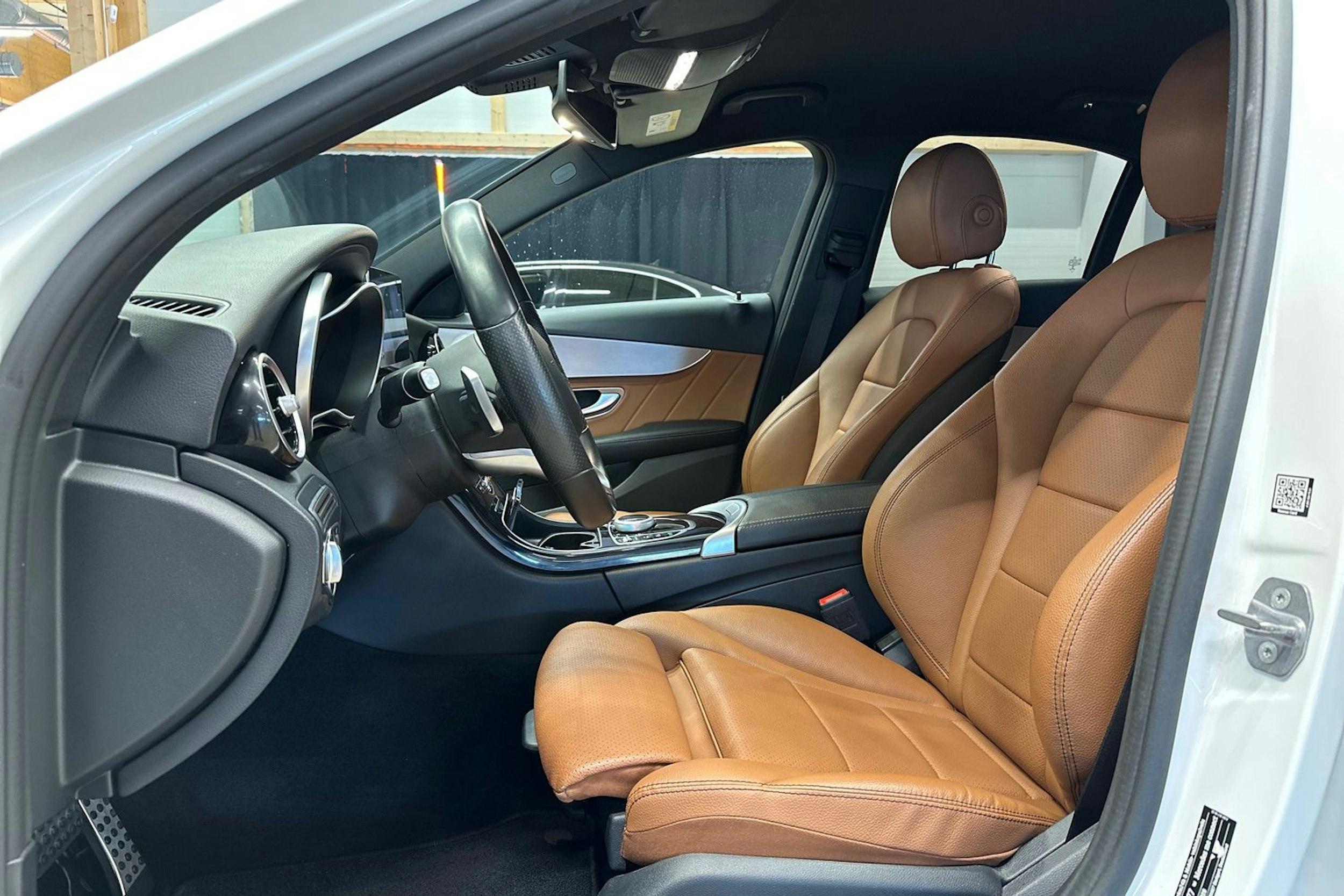 valkoinen Mercedes-Benz C 2019 kuva 15.