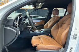 valkoinen Mercedes-Benz C 2019 kuva 15.