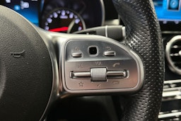 valkoinen Mercedes-Benz C 2019 kuva 26.