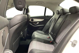Valkoinen Mercedes-Benz C 2019 kuva 8.