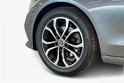 harmaa Mercedes-Benz C 2019 kuva 12.