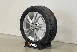 harmaa Mercedes-Benz C 2019 kuva 13.