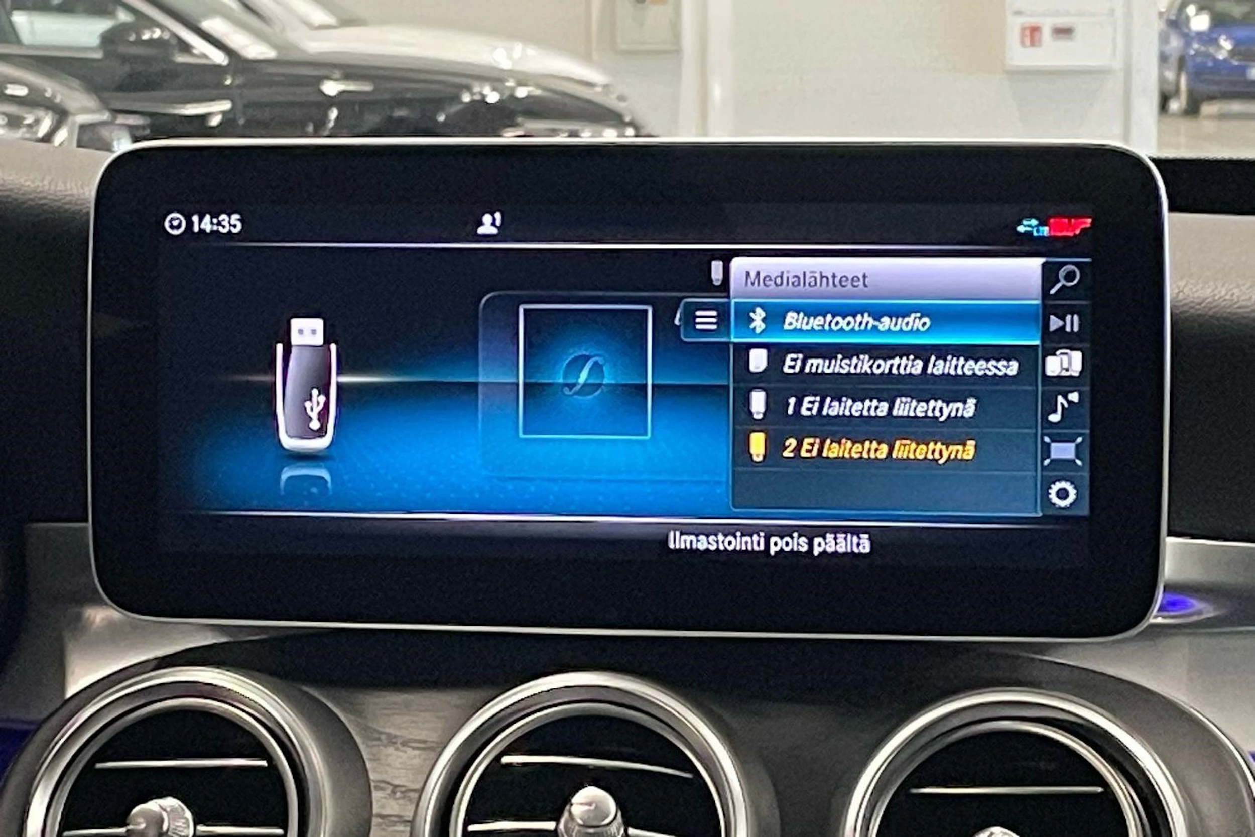 harmaa Mercedes-Benz C 2019 kuva 26.