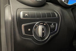 harmaa Mercedes-Benz C 2019 kuva 30.