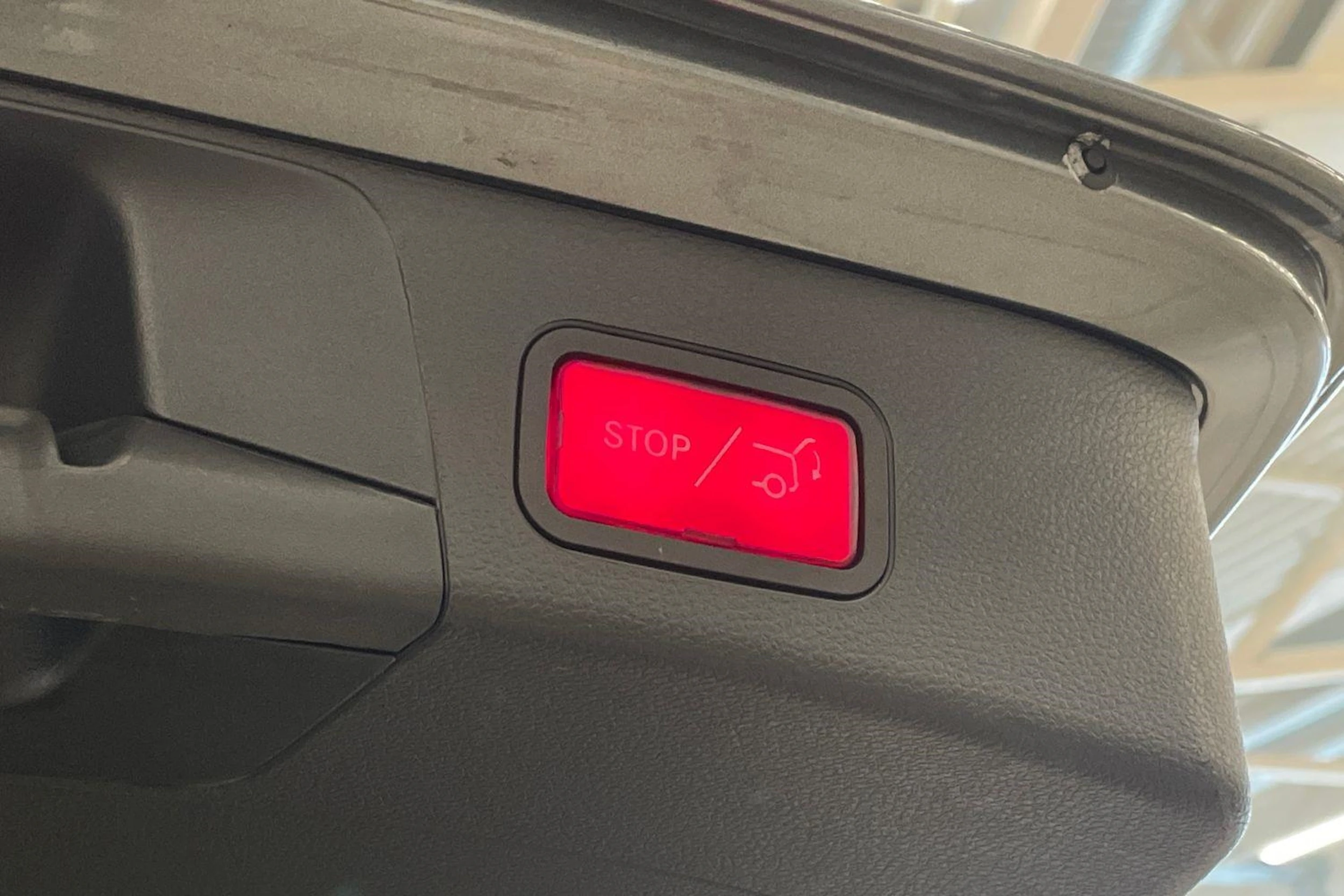 harmaa Mercedes-Benz C 2019 kuva 34.