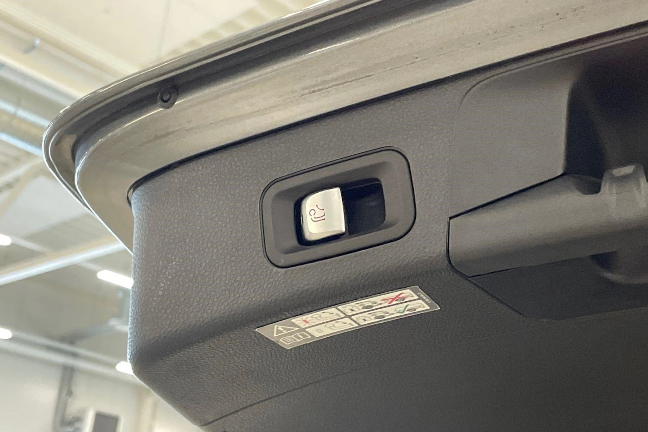 harmaa Mercedes-Benz C 2019 kuva 37.