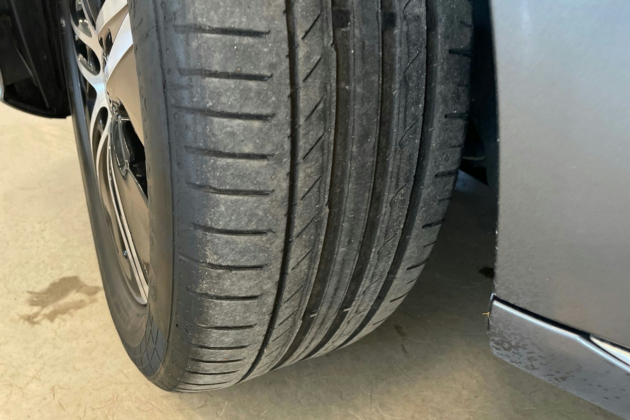 harmaa Mercedes-Benz C 2019 kuva 13.