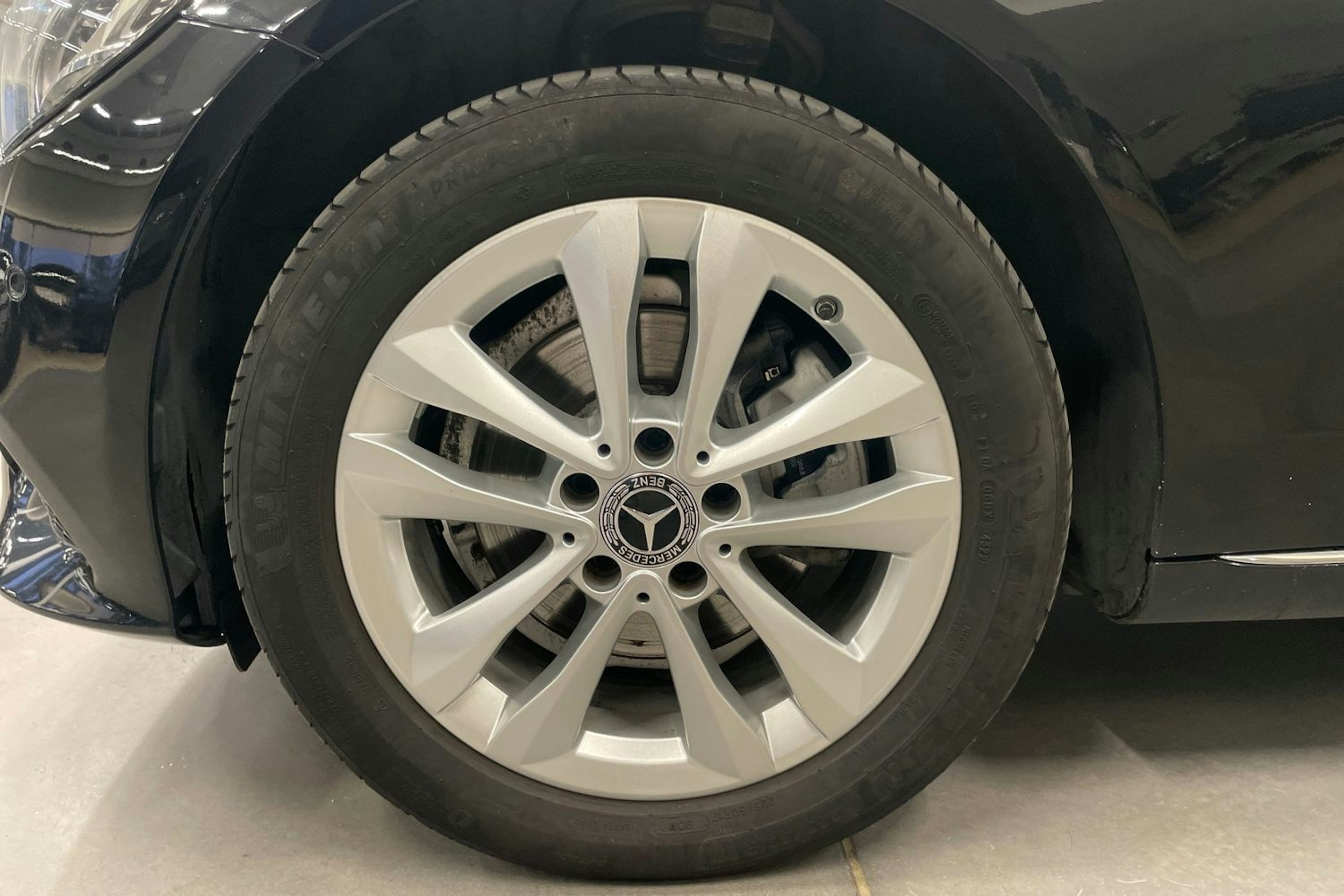 Musta Mercedes-Benz C 2019 kuva 11.