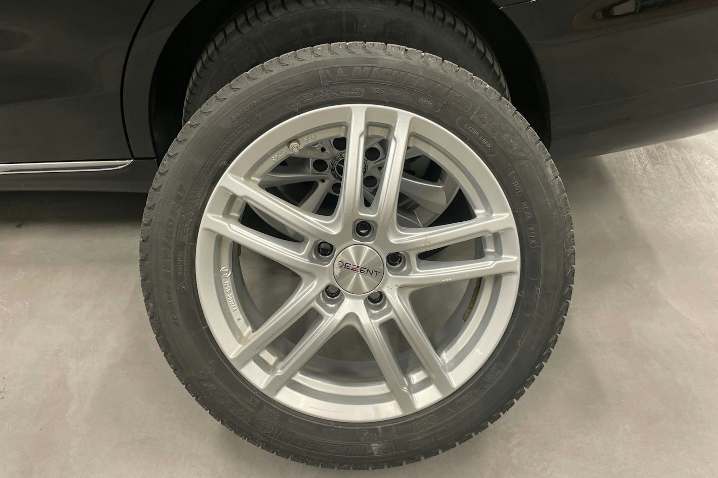 Musta Mercedes-Benz C 2019 kuva 13.