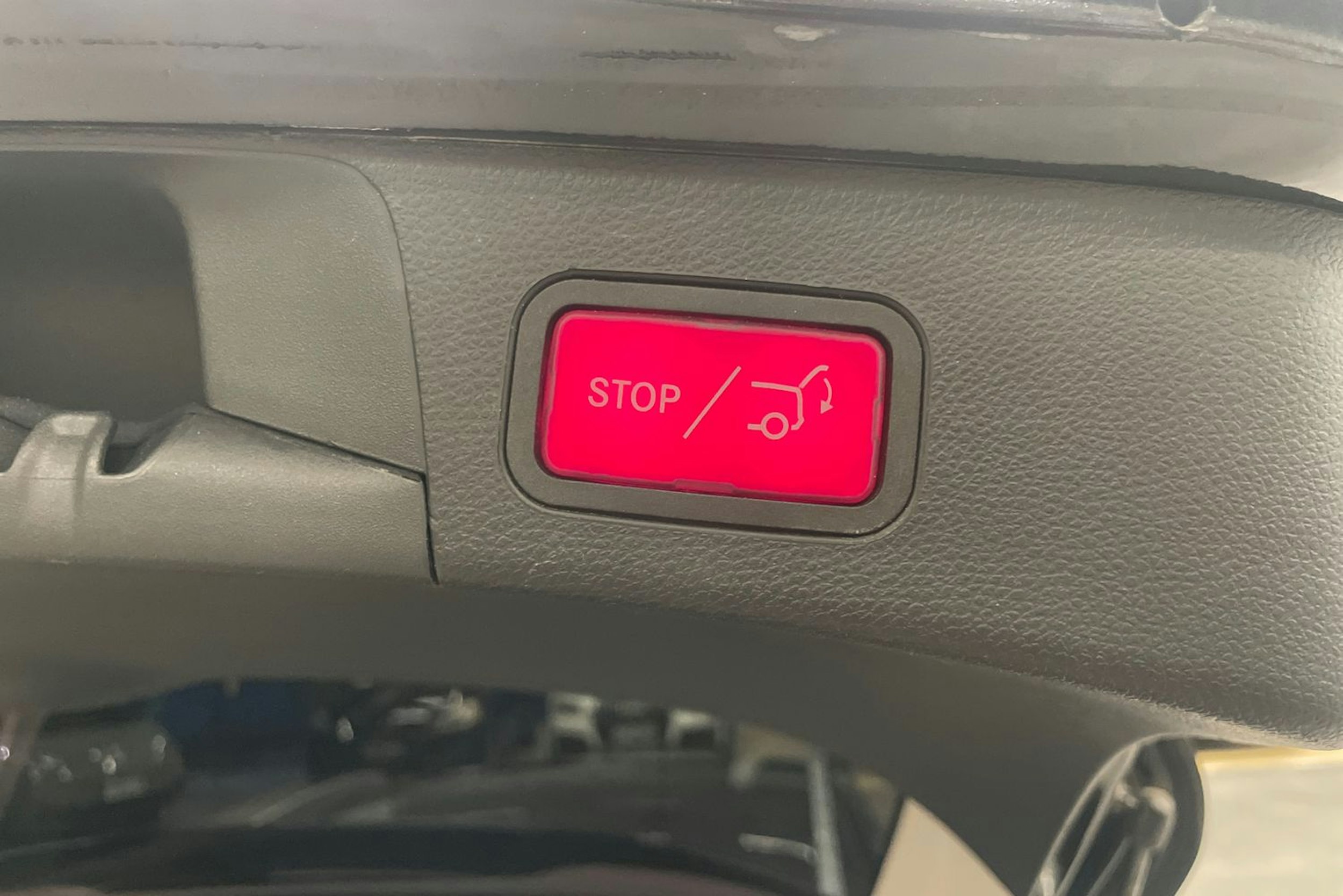Musta Mercedes-Benz C 2019 kuva 15.