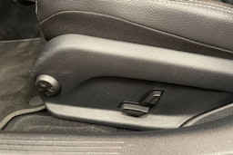 Musta Mercedes-Benz C 2019 kuva 23.