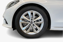 valkoinen Mercedes-Benz C 2019 kuva 11.