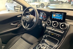 valkoinen Mercedes-Benz C 2019 kuva 17.