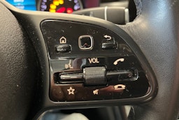 valkoinen Mercedes-Benz C 2019 kuva 30.