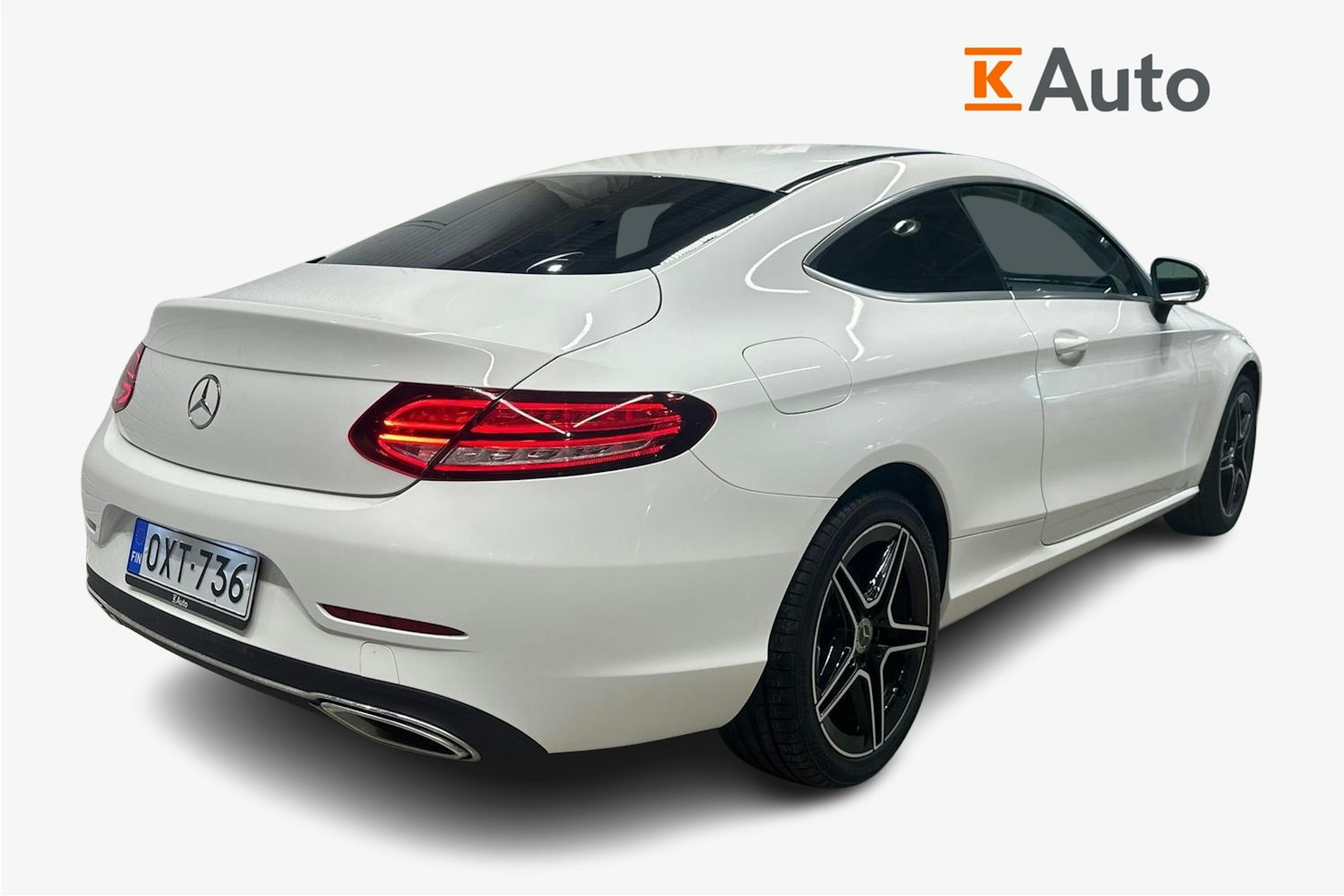 Valkoinen Mercedes-Benz C 2019 kuva 2.