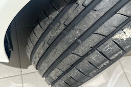 Valkoinen Mercedes-Benz C 2019 kuva 13.